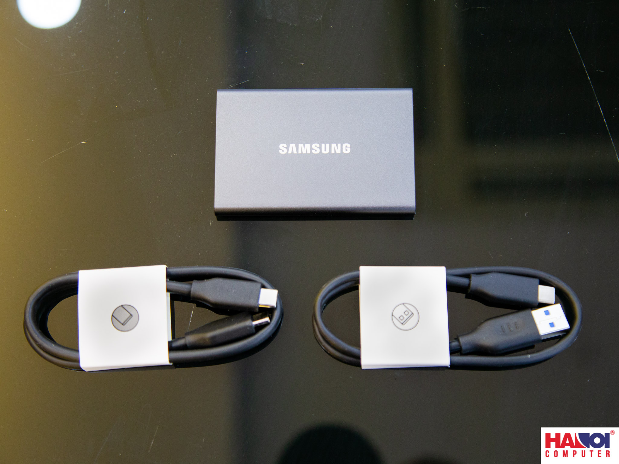 Ổ Cứng Di Động SSD Samsung T7 Portable 2TB 2.5 inch USB 3.2 đen